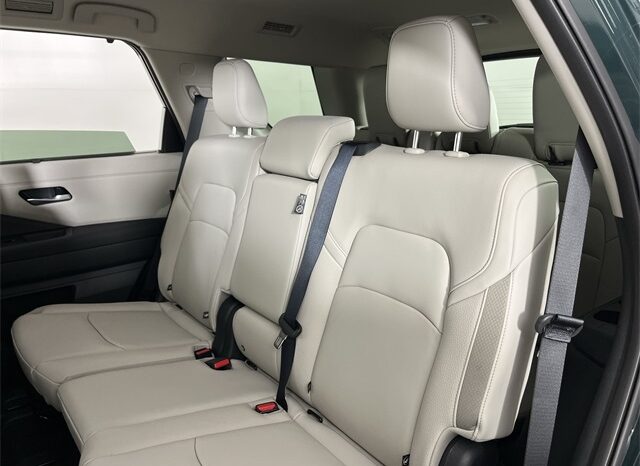 
 Nissan Pathfinder full									