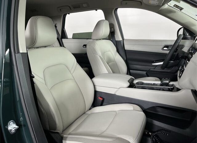 
 Nissan Pathfinder full									