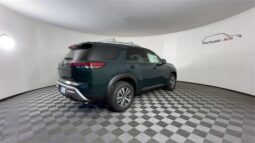 Nissan Pathfinder full