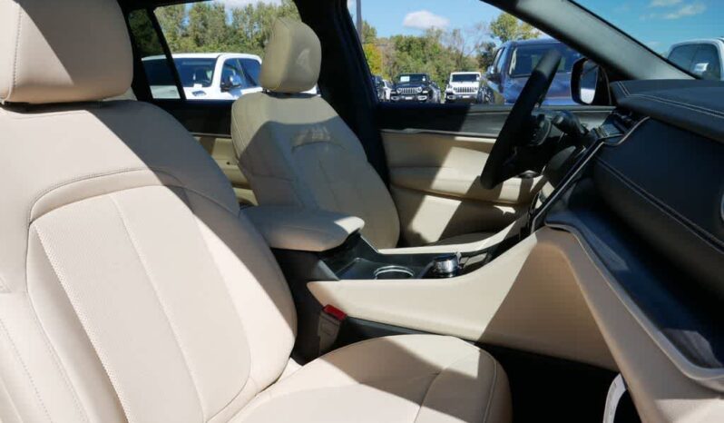 
 Jeep Grand Cherokee L full									