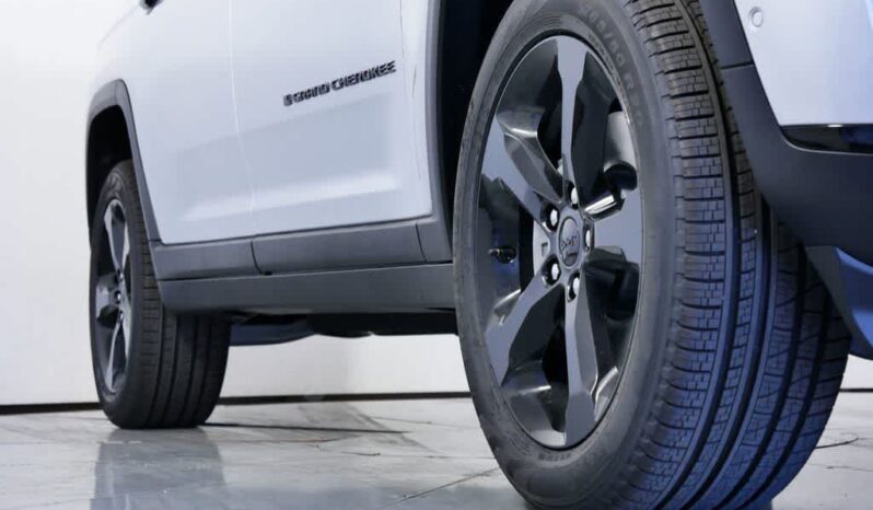 
 Jeep Grand Cherokee L full									