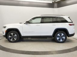 
 Jeep Grand Cherokee 4xe full									