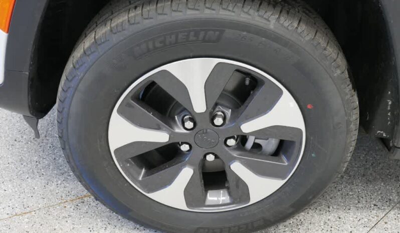 
 Jeep Grand Cherokee 4xe full									