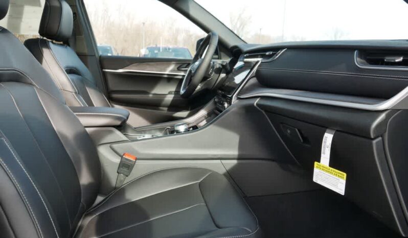 
 Jeep Grand Cherokee 4xe full									