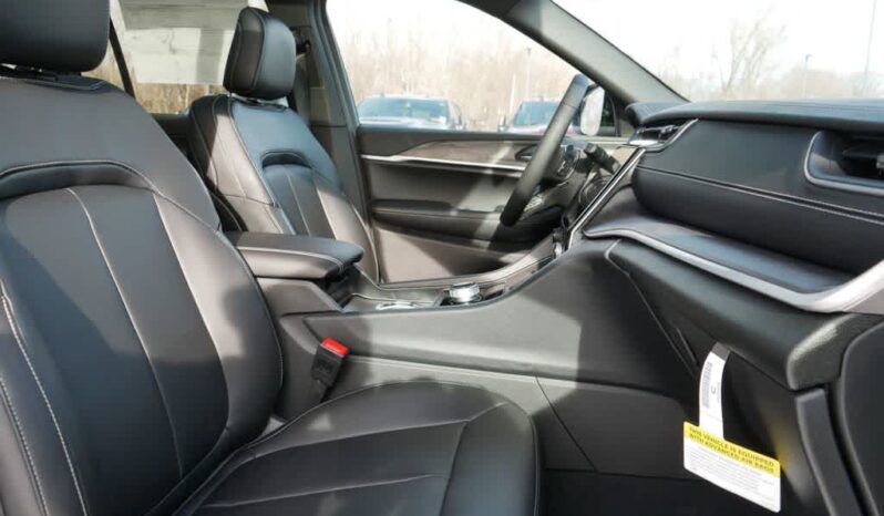
 Jeep Grand Cherokee 4xe full									