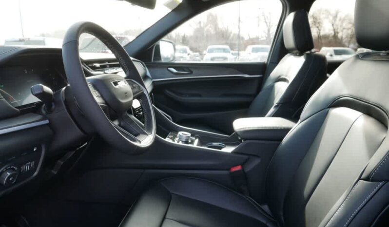 
 Jeep Grand Cherokee 4xe full									