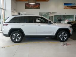 
 Jeep Grand Cherokee 4xe full									
