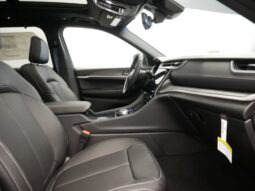 
 Jeep Grand Cherokee 4xe full									
