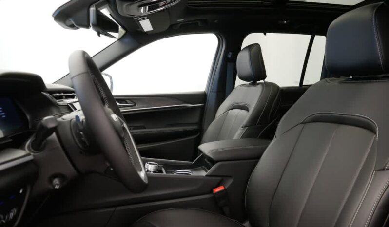 
 Jeep Grand Cherokee 4xe full									