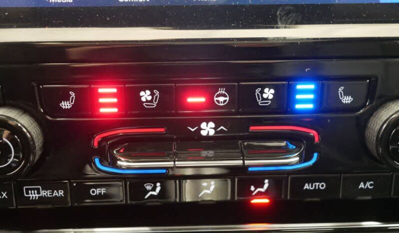 
 Jeep Grand Cherokee 4xe full									