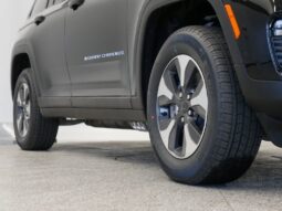 
 Jeep Grand Cherokee 4xe full									
