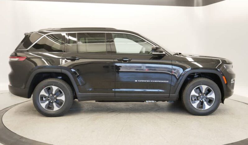 
 Jeep Grand Cherokee 4xe full									