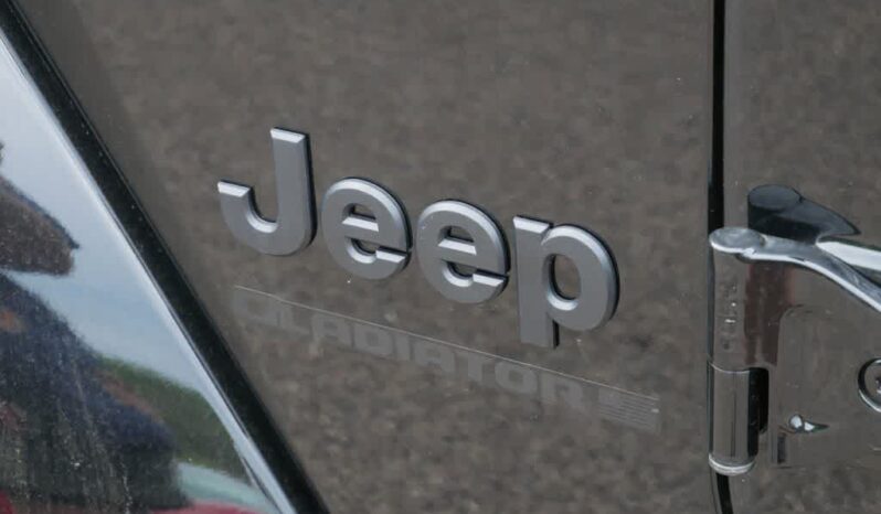 
 Jeep Gladiator full									