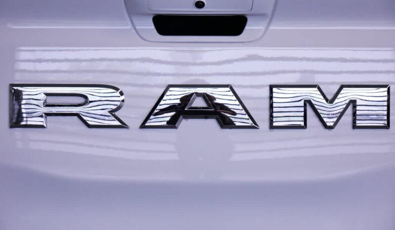 
 RAM 1500 full									