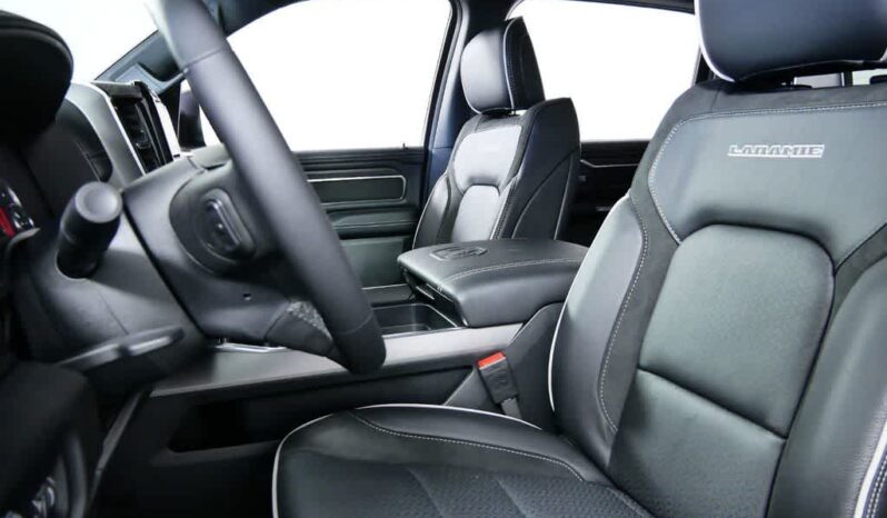
 RAM 1500 full									