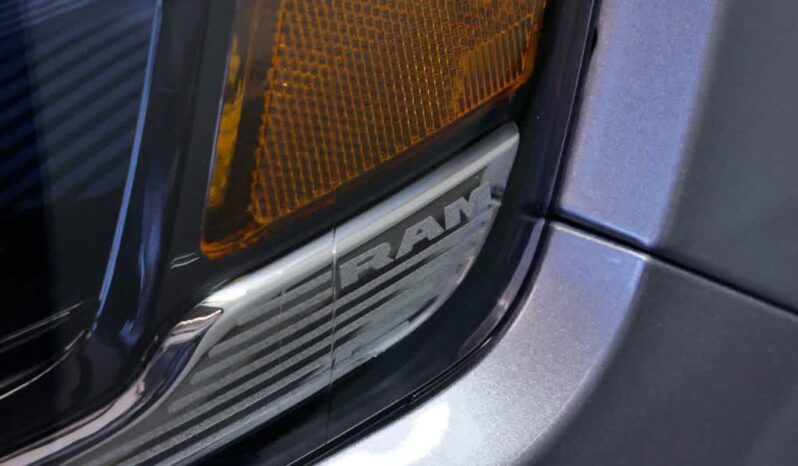 
 RAM 1500 full									