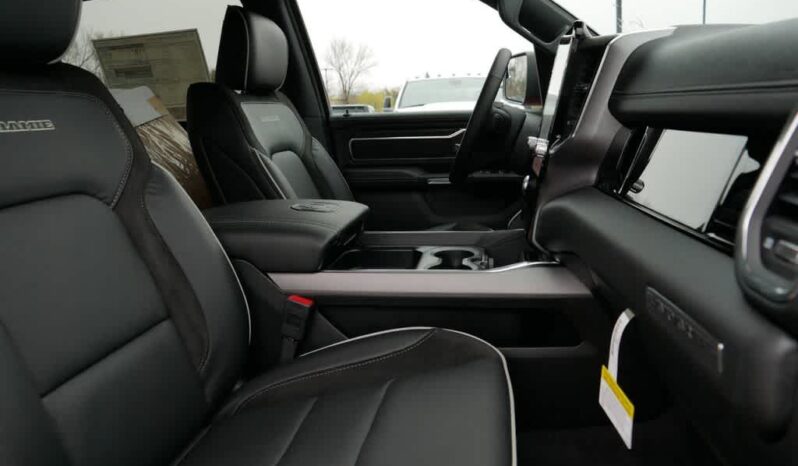
 RAM 1500 full									