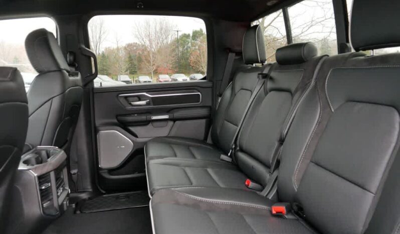 
 RAM 1500 full									