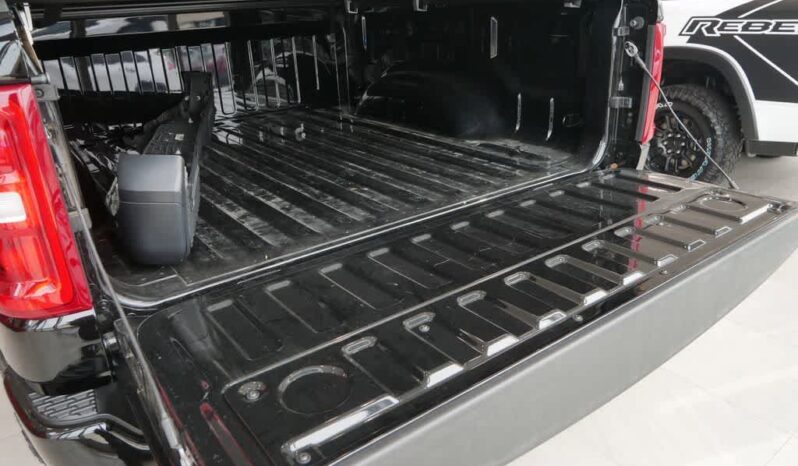 
 RAM 1500 full									