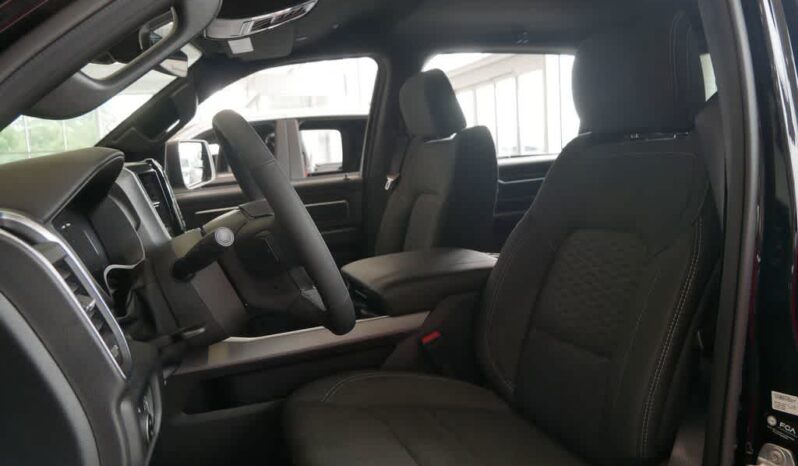 
 RAM 1500 full									