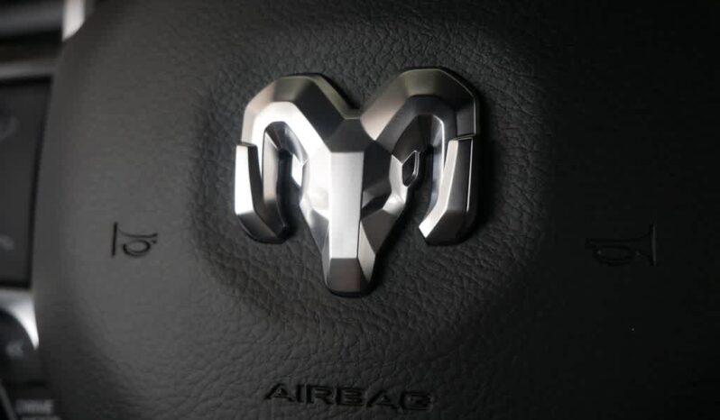 
 RAM 1500 full									