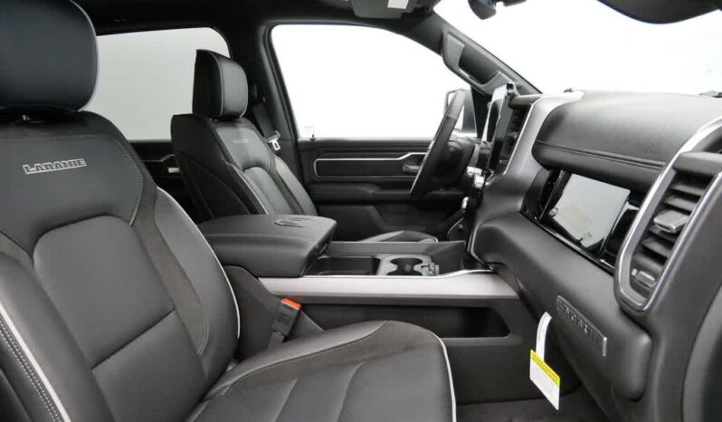 
 RAM 1500 full									