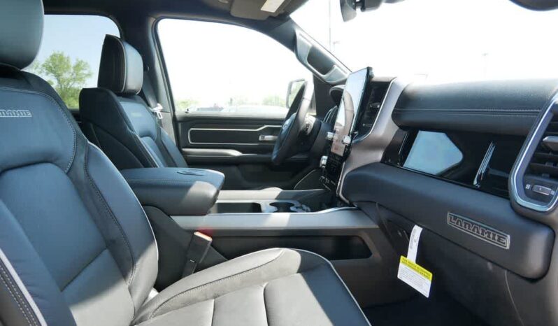 
 RAM 1500 full									