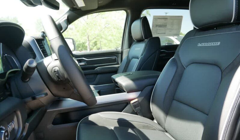 
 RAM 1500 full									