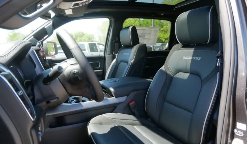 
 RAM 1500 full									