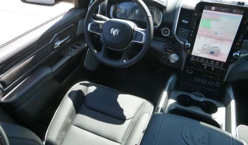 
 RAM 1500 full									
