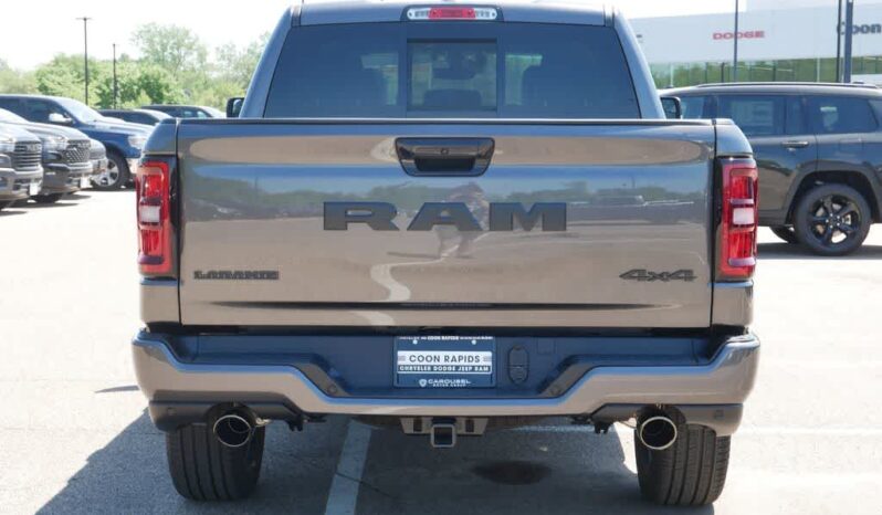 
 RAM 1500 full									