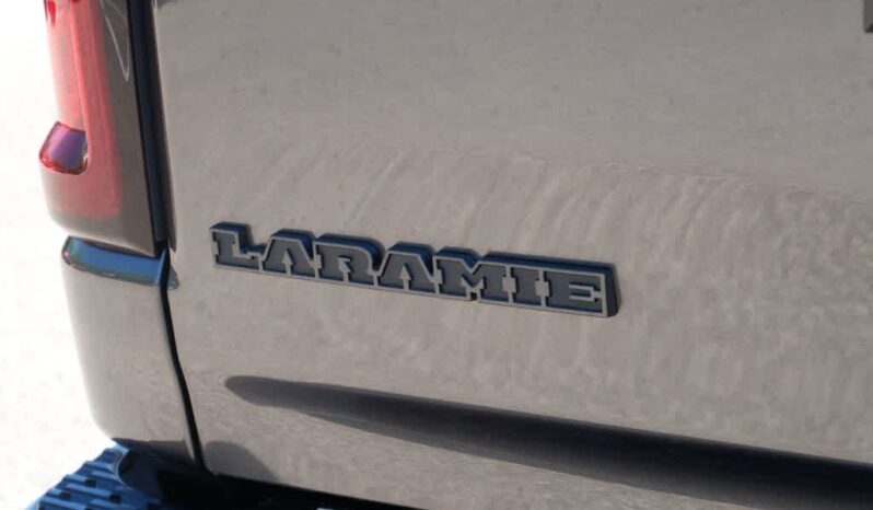 
 RAM 1500 full									