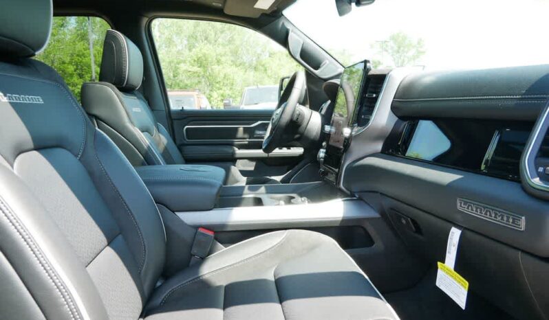 
 RAM 1500 full									