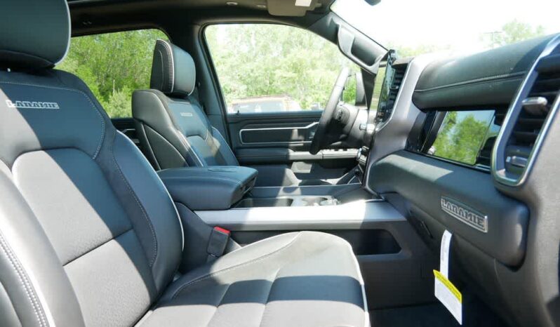 
 RAM 1500 full									