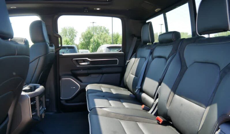 
 RAM 1500 full									