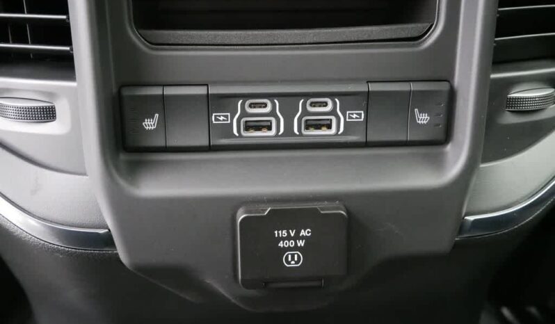 
 RAM 1500 full									