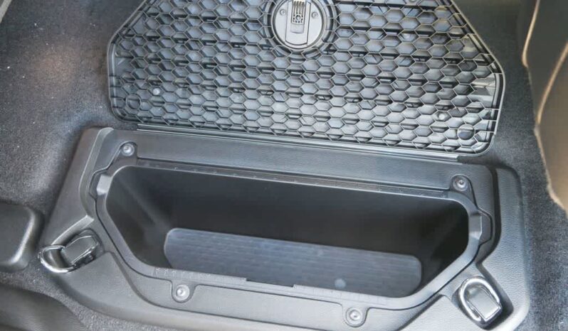 
 RAM 1500 full									