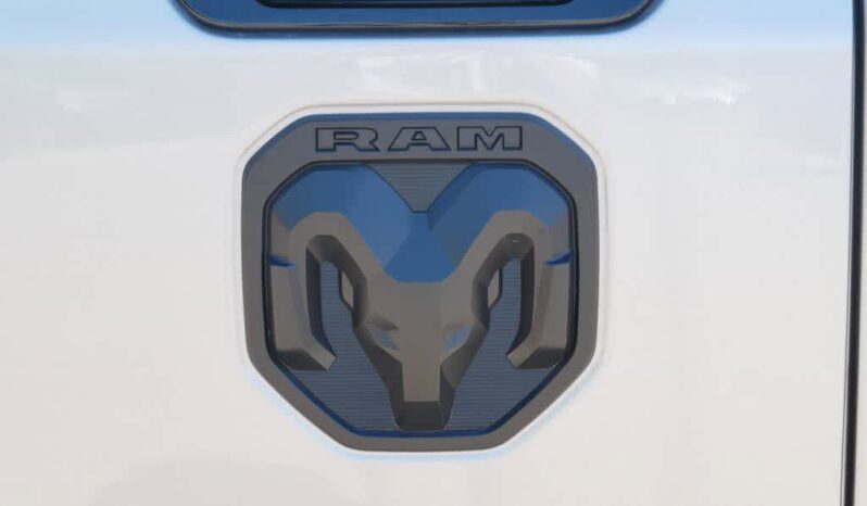 
 RAM 1500 full									