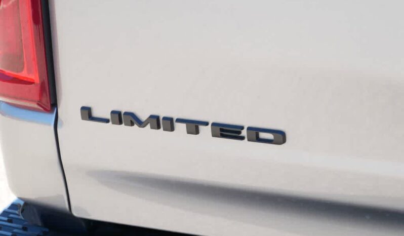 
 RAM 1500 full									
