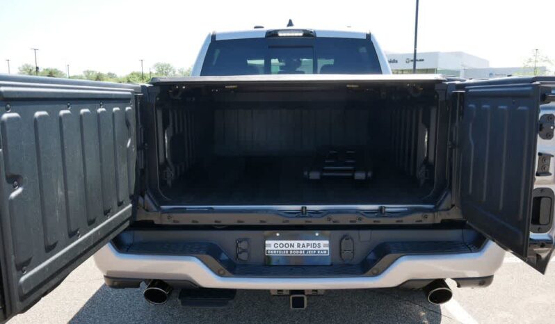 
 RAM 1500 full									