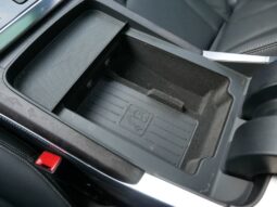 
 Audi Q8 full									