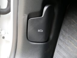 
 Audi Q8 full									