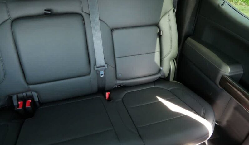 
 Chevrolet Silverado 1500 LTD full									