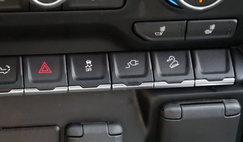 
 Chevrolet Silverado 1500 LTD full									