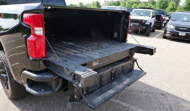 
 Chevrolet Silverado 1500 LTD full									