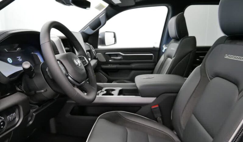 
 RAM 1500 full									