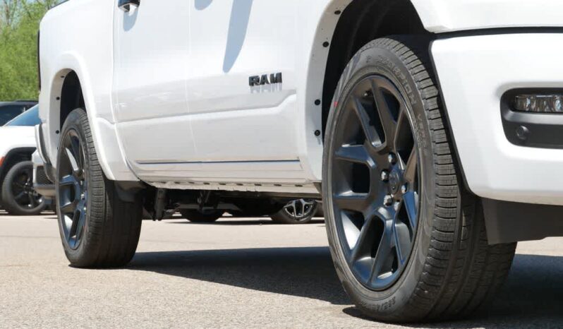 
 RAM 1500 full									