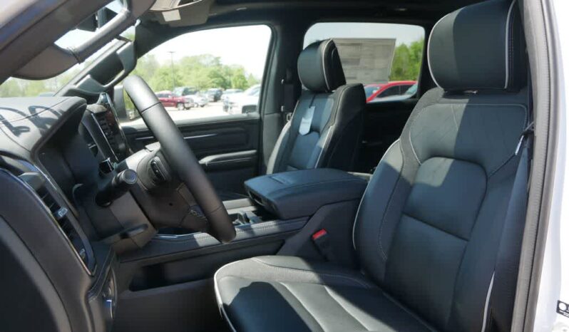 
 RAM 1500 full									