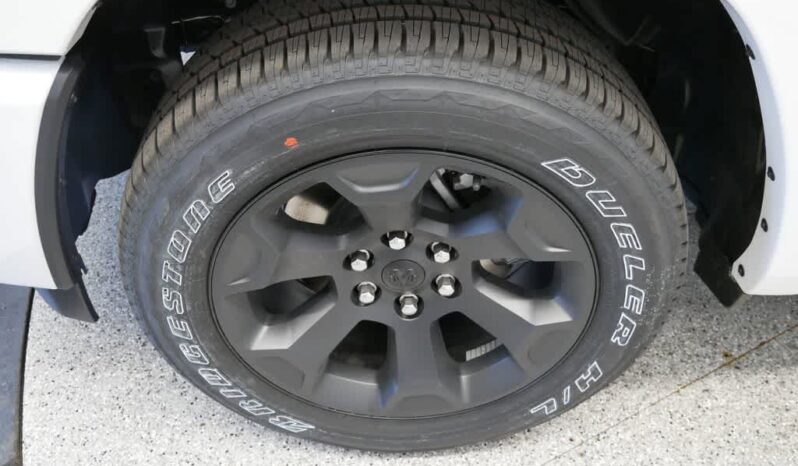 
 RAM 1500 full									