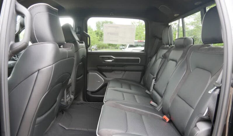 
 RAM 1500 full									